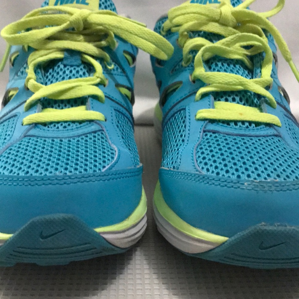 Nike Dual Fusion View 2